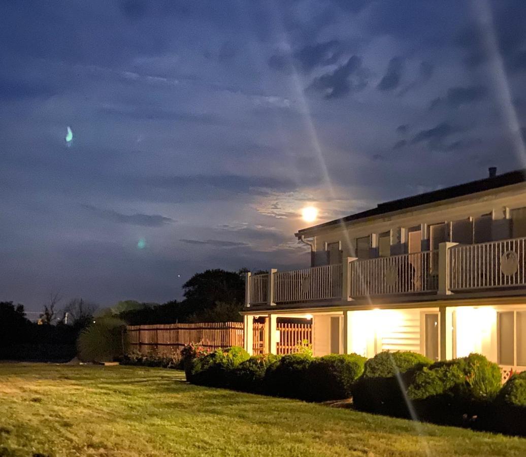 Tilghman Island Inn Exteriör bild